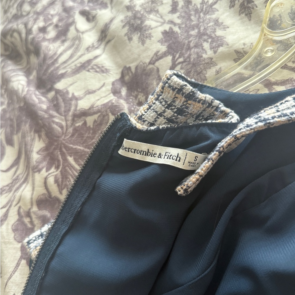 Abercrombie & Fitch Plaid skirt set - Picture 4 of 4